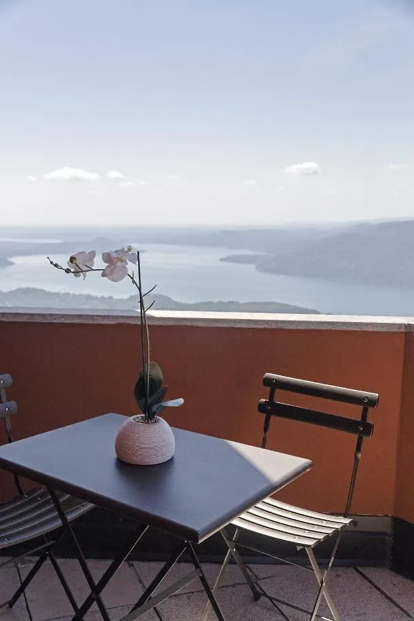 Hotel Funivia Laveno-Mombello