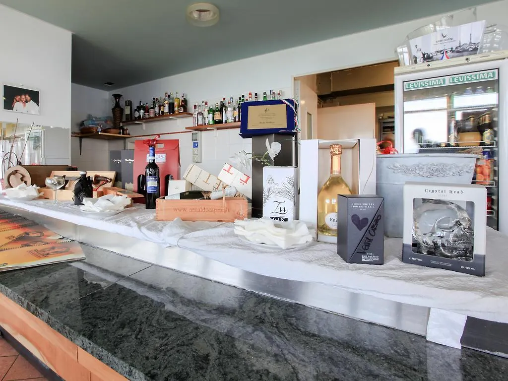 Hotel Funivia Laveno-Mombello
